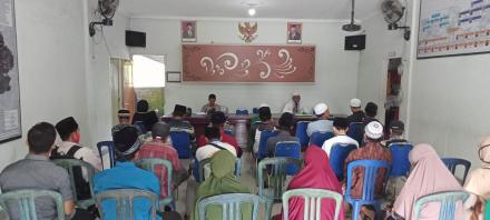 Desa Montong Gamang Tetap Menyalurkan Insentif Guru Mengaji